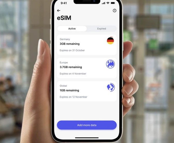 REVOLUT NE INVENTA UN’ALTRA